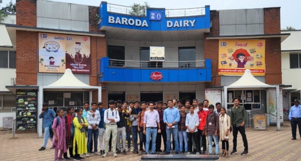 Students on an industrial visit to Baroda Dairy